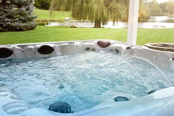 جکوزی چگونه کار میکند؟